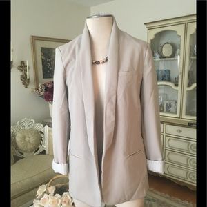 Forever 21 like new khaki turn up cuffs blazer size M. C:190-5/20/26